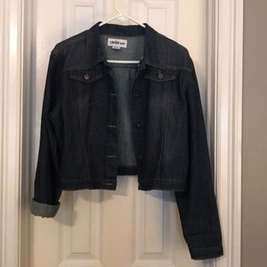 Cropped denim jacket